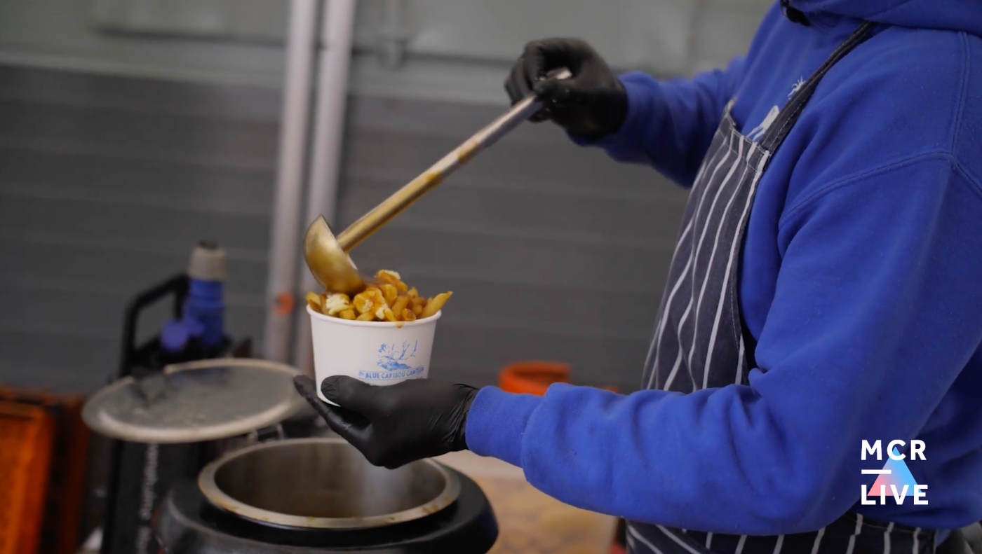 QC Lifestyle - "The Blue Caribou Canteen",  la poutine au Royaume-Uni