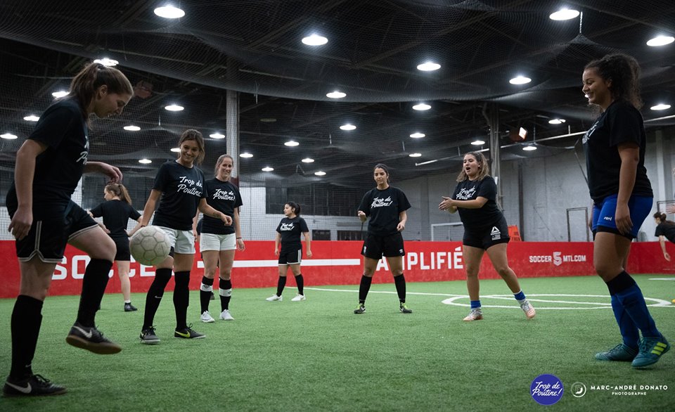 Soccerchill avec la gang Trop De Poutine!